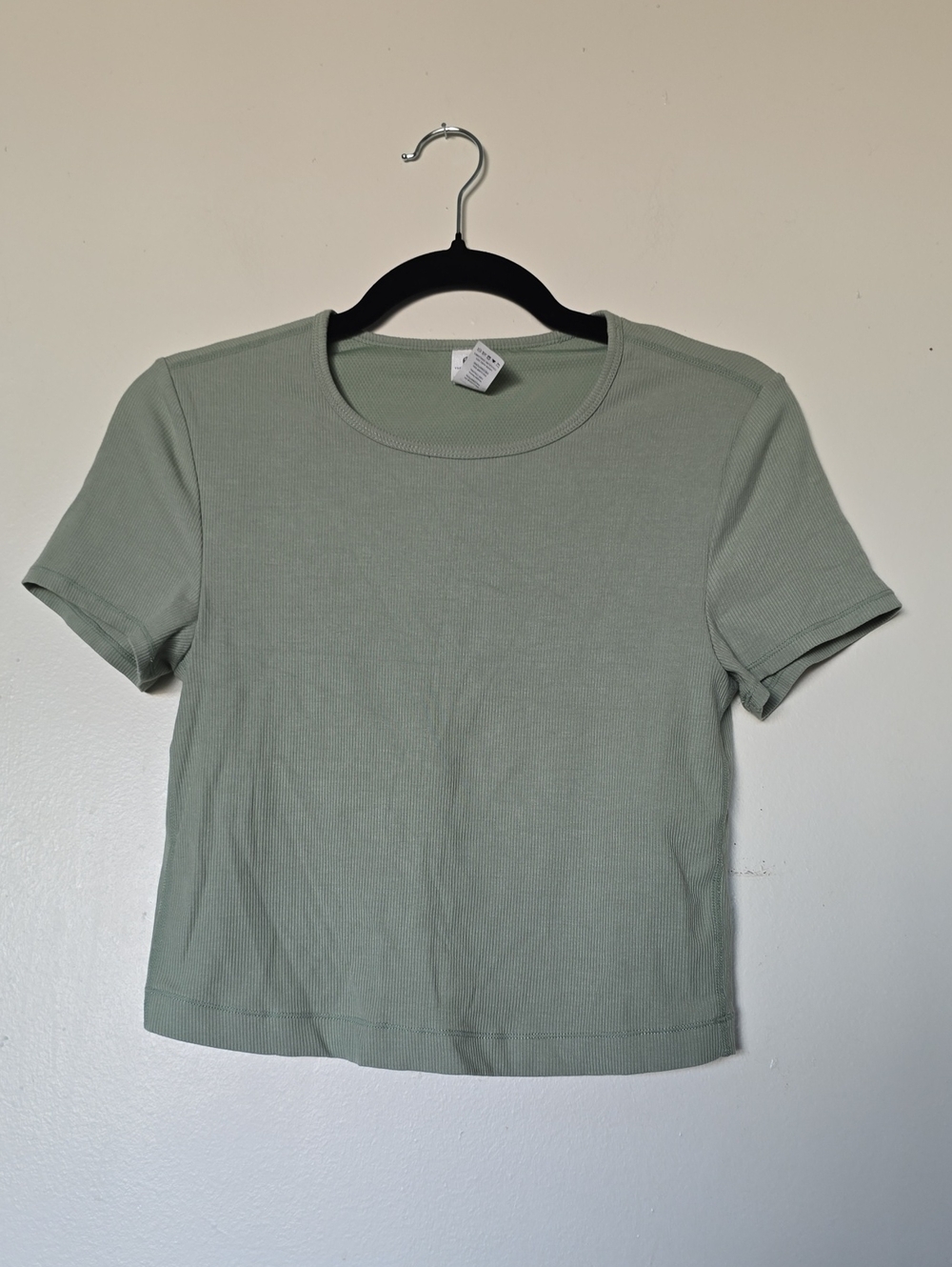 Yogalicious Ribbed Crew Crop Tee - Sage Green